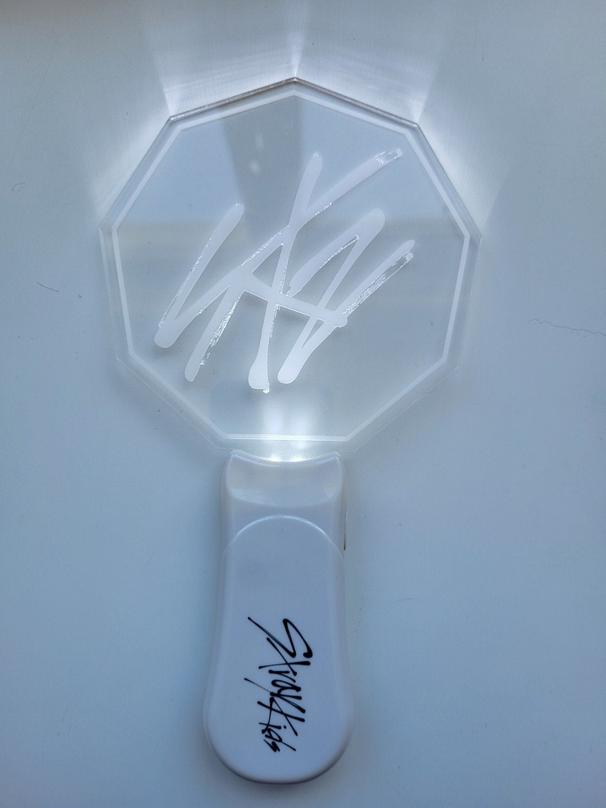 Stray Kids Lightstick (lichte krasjes, zonder verpakking), Ophalen of Verzenden, Zo goed als nieuw