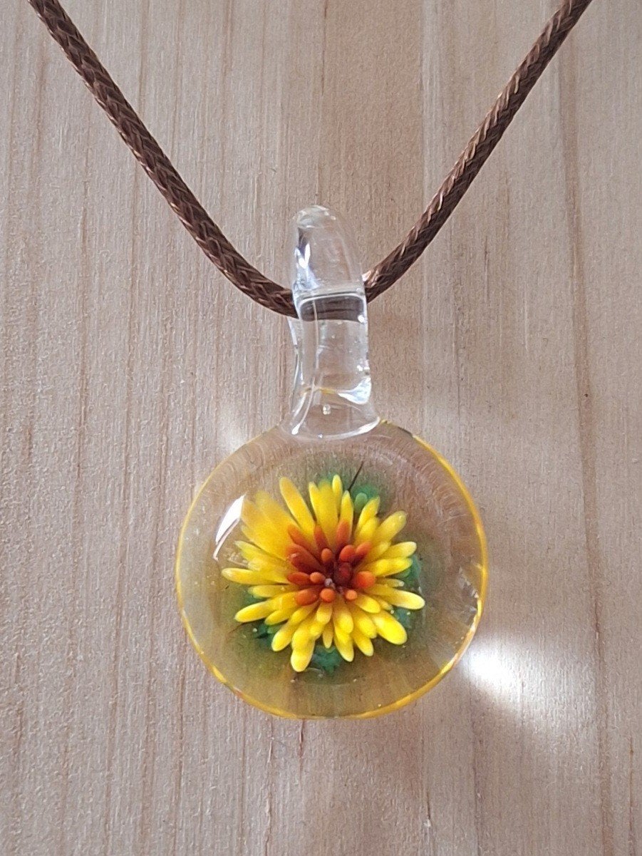 handgemaakte lampwork glas hanger " zonnebloem ", Verzenden, Geel, Nieuw, Overige materialen