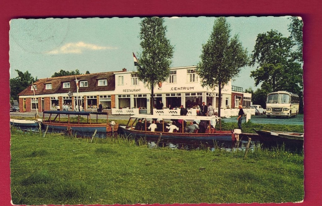 Giethoorn - Hotel-Rest. "CENTRUM" (touringcar) '72 (p.Gieth), Ophalen of Verzenden, 1960 tot 1980, Gelopen, Overijssel