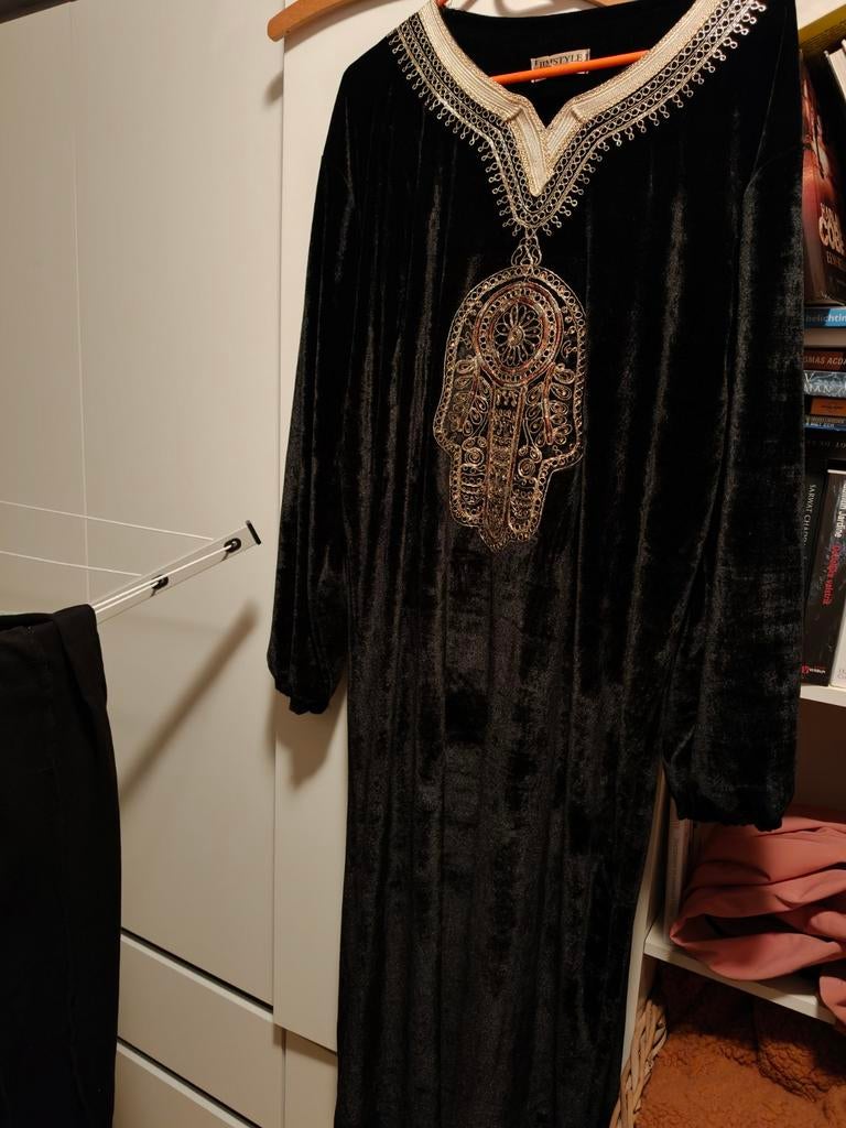 2 Fluweelzachte Kaftans - XXL & XXXL - Perfect voor Feestjes, Overige typen, Zwart, Ophalen of Verzenden, Gedragen