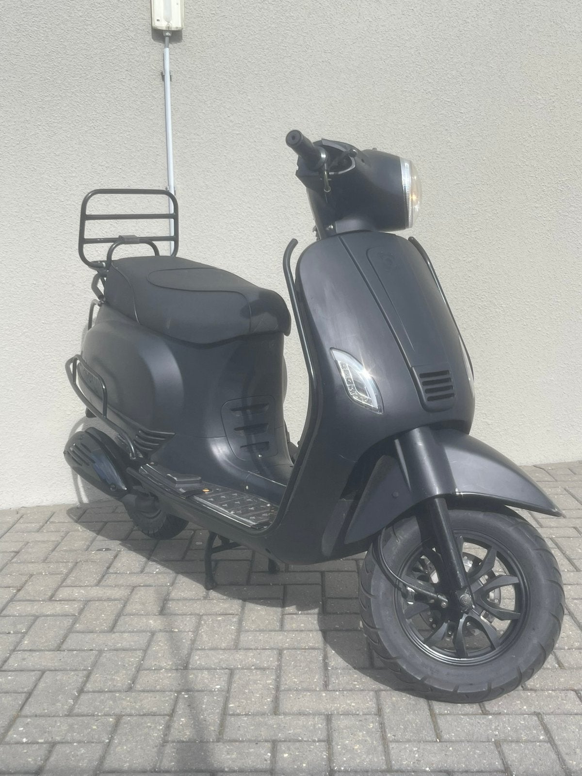 AGM VX50i 2020 | Geel Kenteken | 6700KM, AGM, Maximaal 45 km/u, Ophalen of Verzenden, Zo goed als nieuw