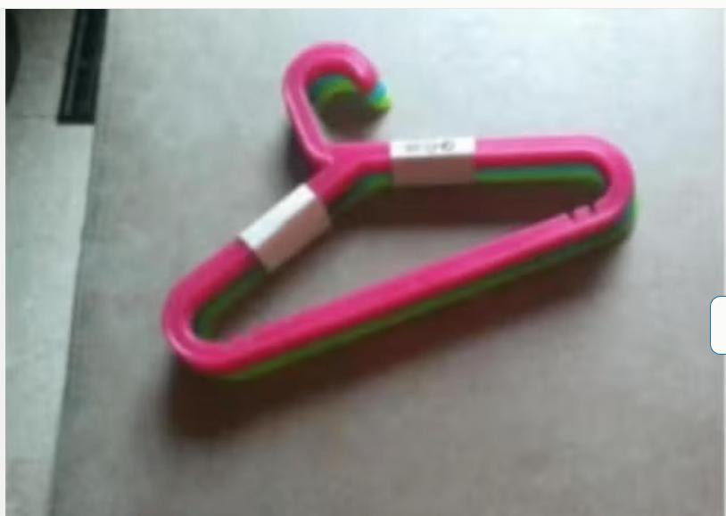 Kinder kleding hangers Ikea 8 stuks., Kleding | Dames, Kledinghangers, Ophalen of Verzenden, Zo goed als nieuw, Overige materialen