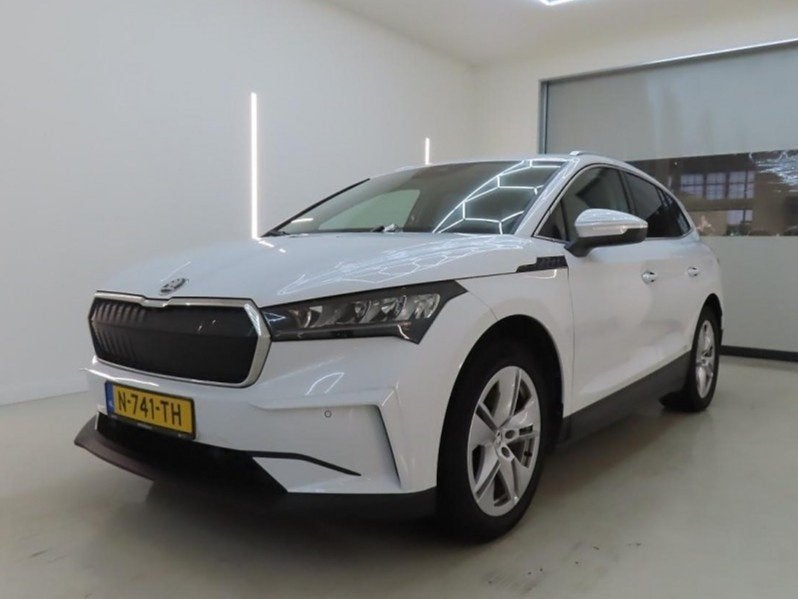 Skoda Enyaq iV 80 204pk -SOH92%-TREKHAAK-ECC-PDC- (bj 2021), Auto's, Skoda, Gebruikt, Parkeersensor, Wit, 420 min