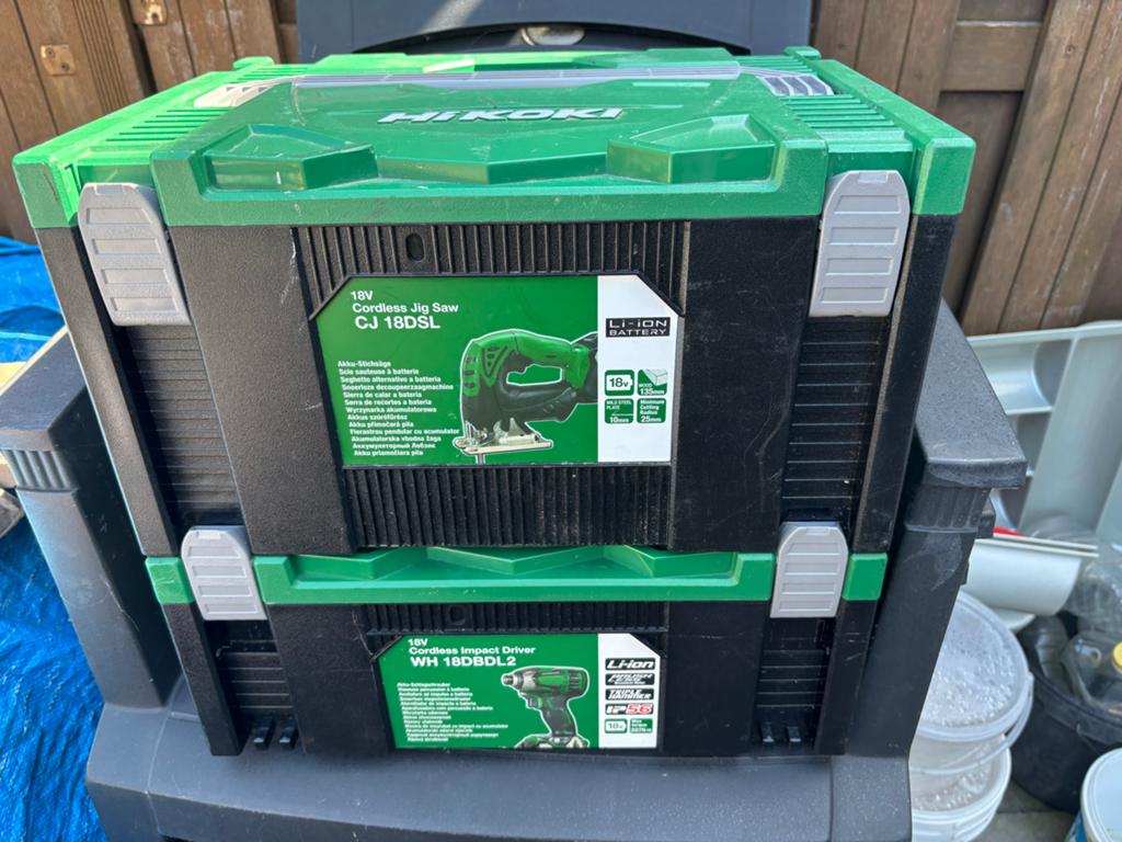 Te koop 2x Hikoki systainer plus inlay, Ophalen, Gebruikt
