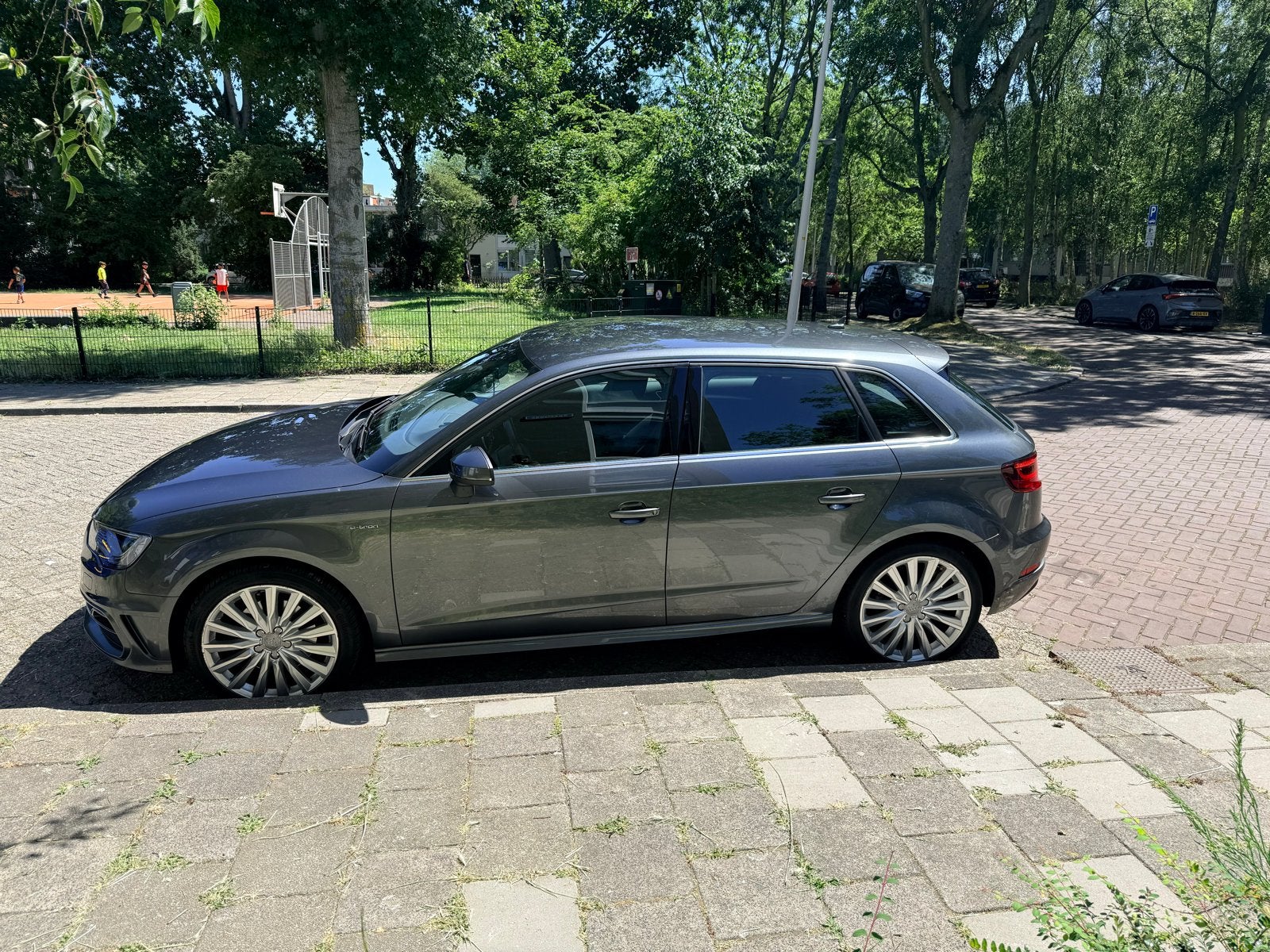 Audi A3 1.4 Tfsi 150pk E-tron Phev S Tronic 2015 Grijs, Auto's, Audi, Zwart, 4 cilinders, 1395 cc, 149 pk