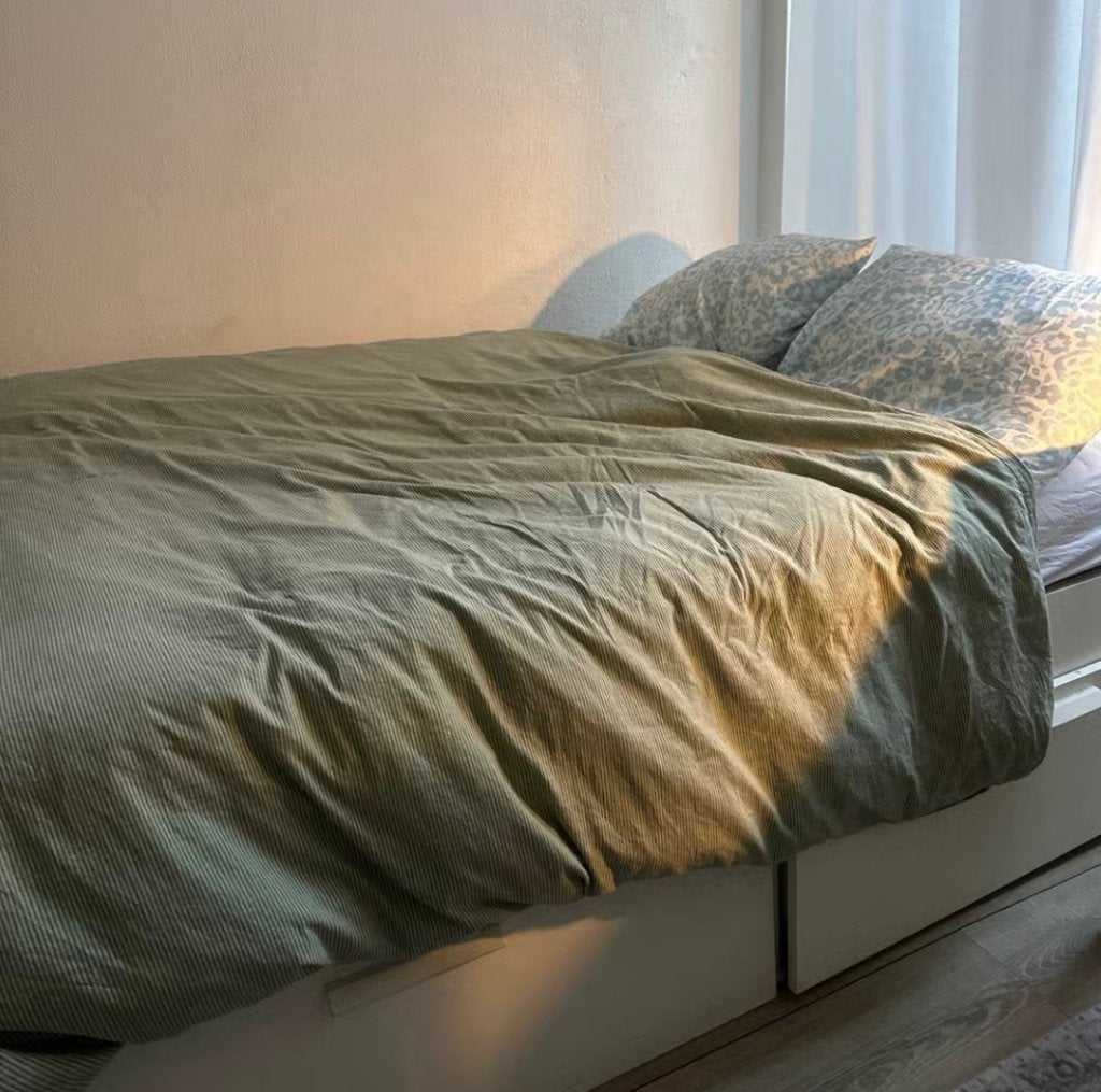 IKEA BRIMNES Bedframe & Matress FREE, Huis en Inrichting, Slaapkamer | Bedden, Ophalen, Gebruikt, Wit, Tweepersoons