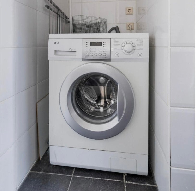 Gratis LG Wasmachine - 7 kg inhoud, Witgoed en Apparatuur, Wasmachines, Ophalen, 6 tot 8 kg, Voorlader, 85 tot 90 cm
