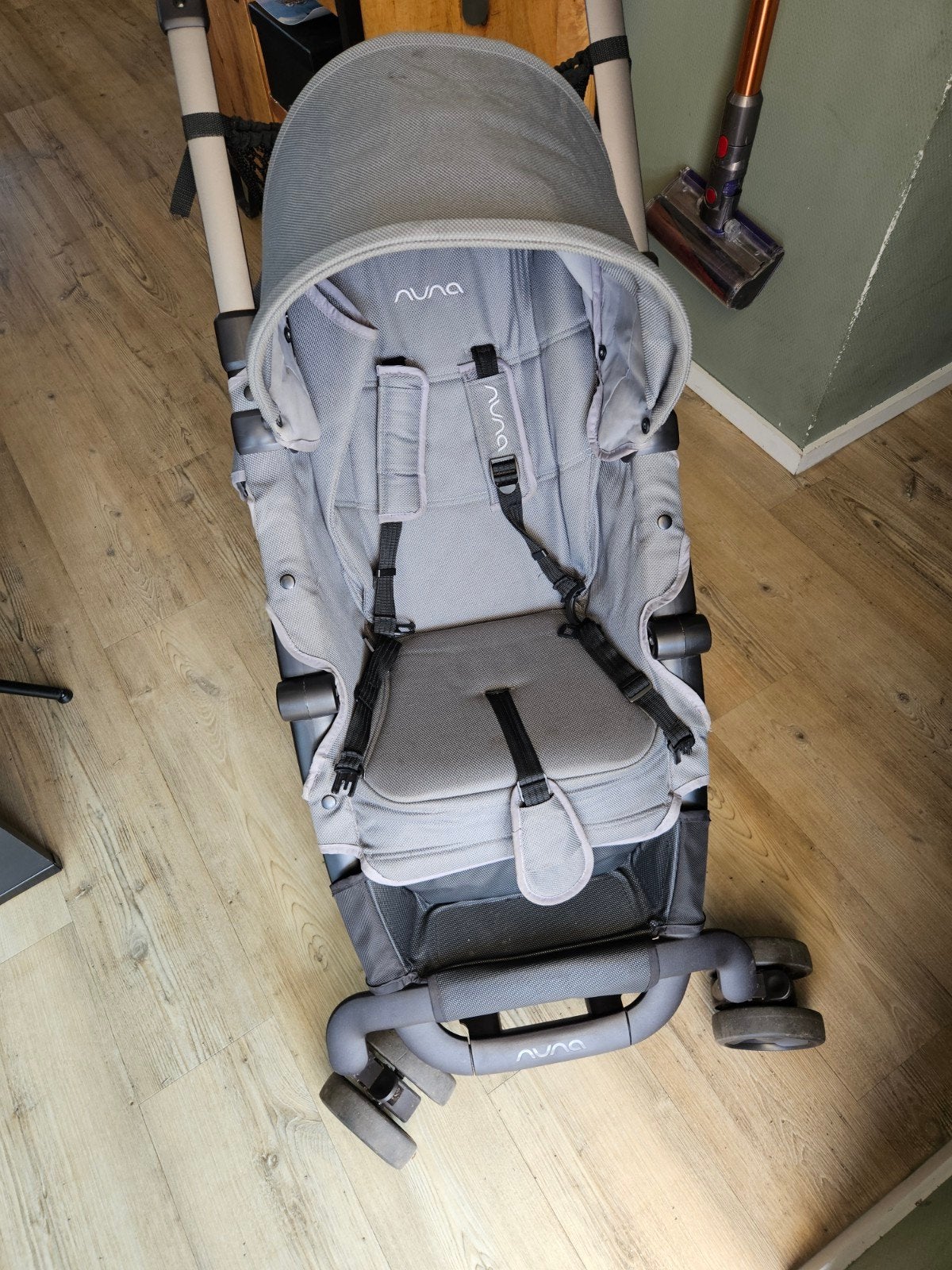 Nuna Buggy - Compact en Handig, Ophalen, Zo goed als nieuw, Overige merken, Verstelbare rugleuning