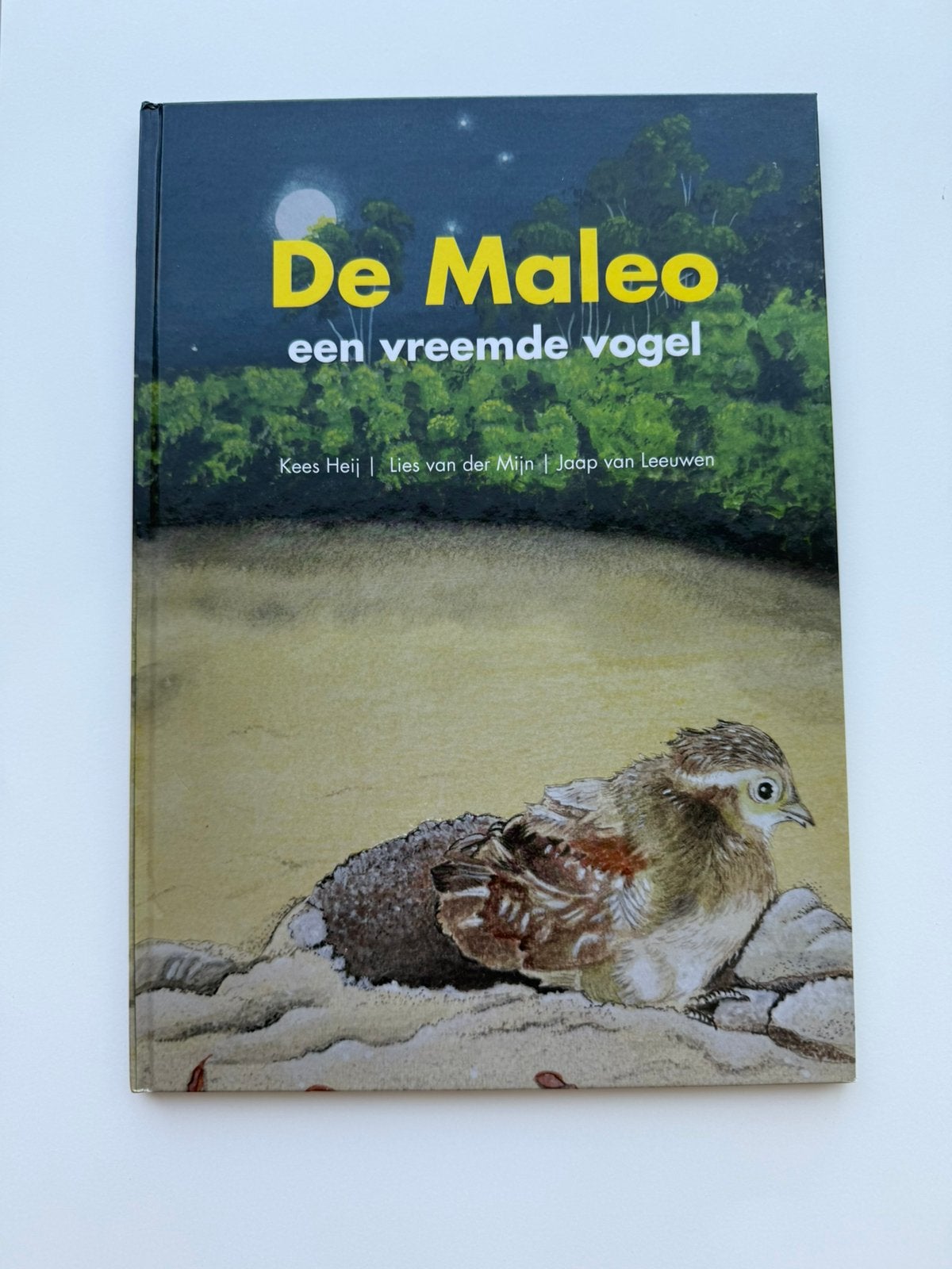 Boek De Maleo een vreemde vogel, Ophalen of Verzenden, Gelezen, Vogels