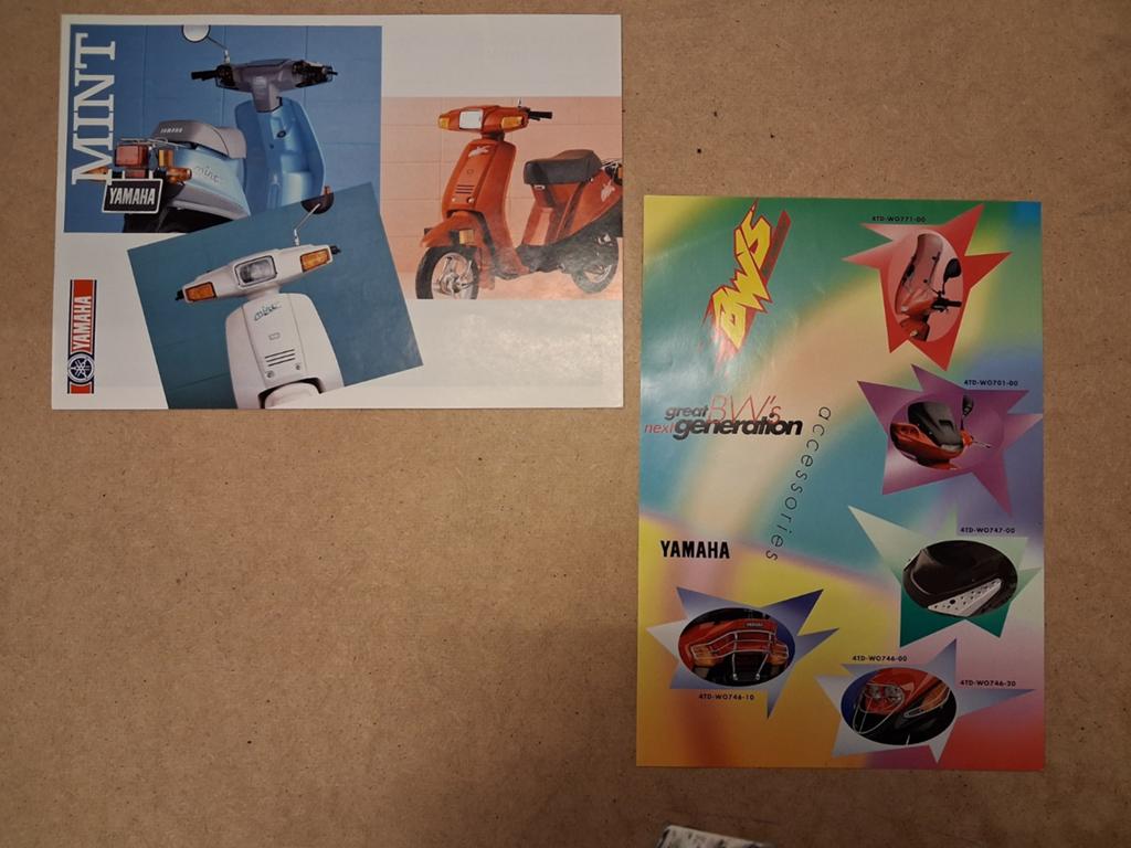 Yamaha Mint & BW's Scooter Brochure uit de jaren '80/'90, Ophalen of Verzenden