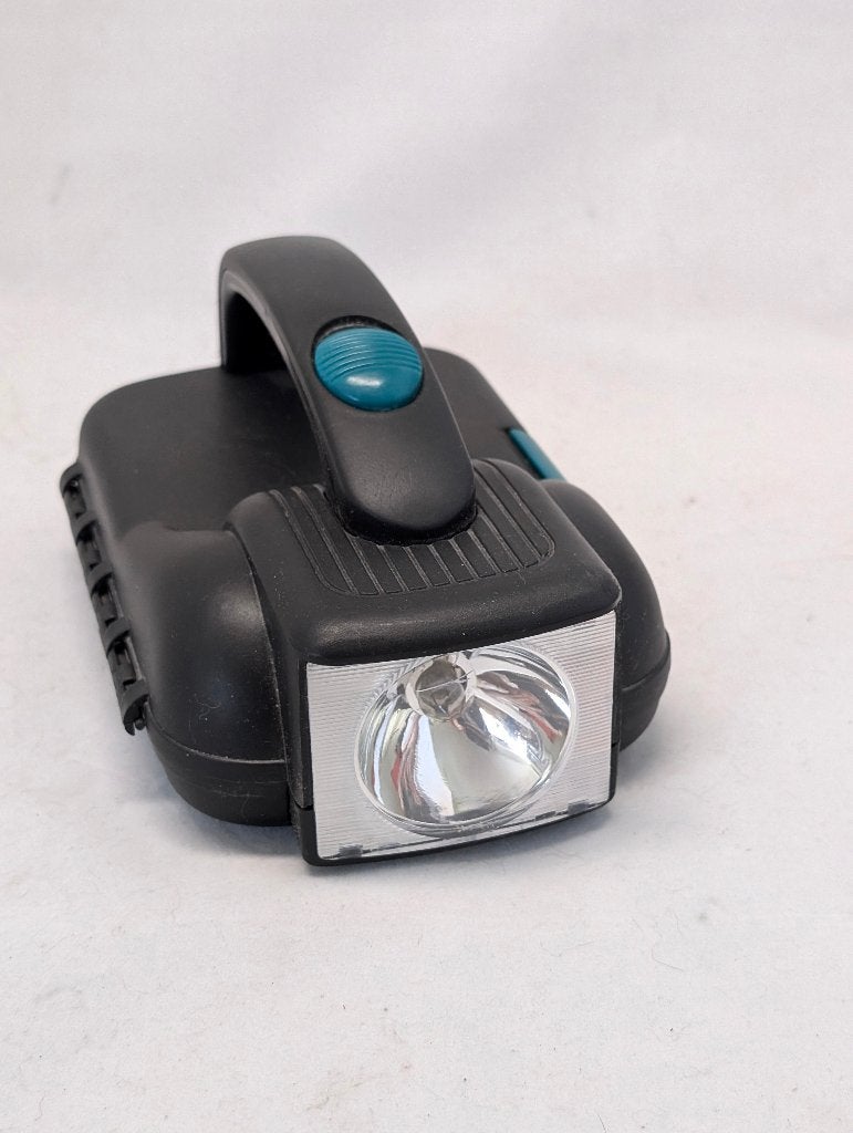 LED-lamp met gereedschap, Ophalen of Verzenden, Zo goed als nieuw, Gereedschapsset, Overige merken