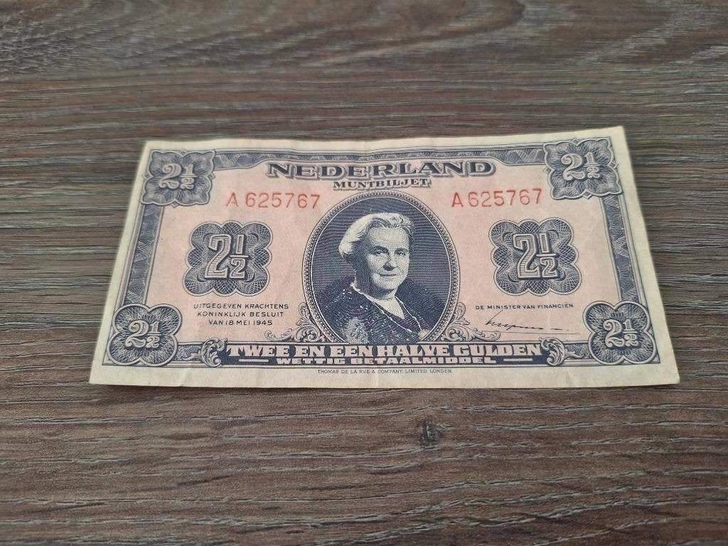 Biljet 2,5 gulden muntbiljet 1945 Wilhelmina, 1ste serie A, Ophalen of Verzenden, 1 gulden
