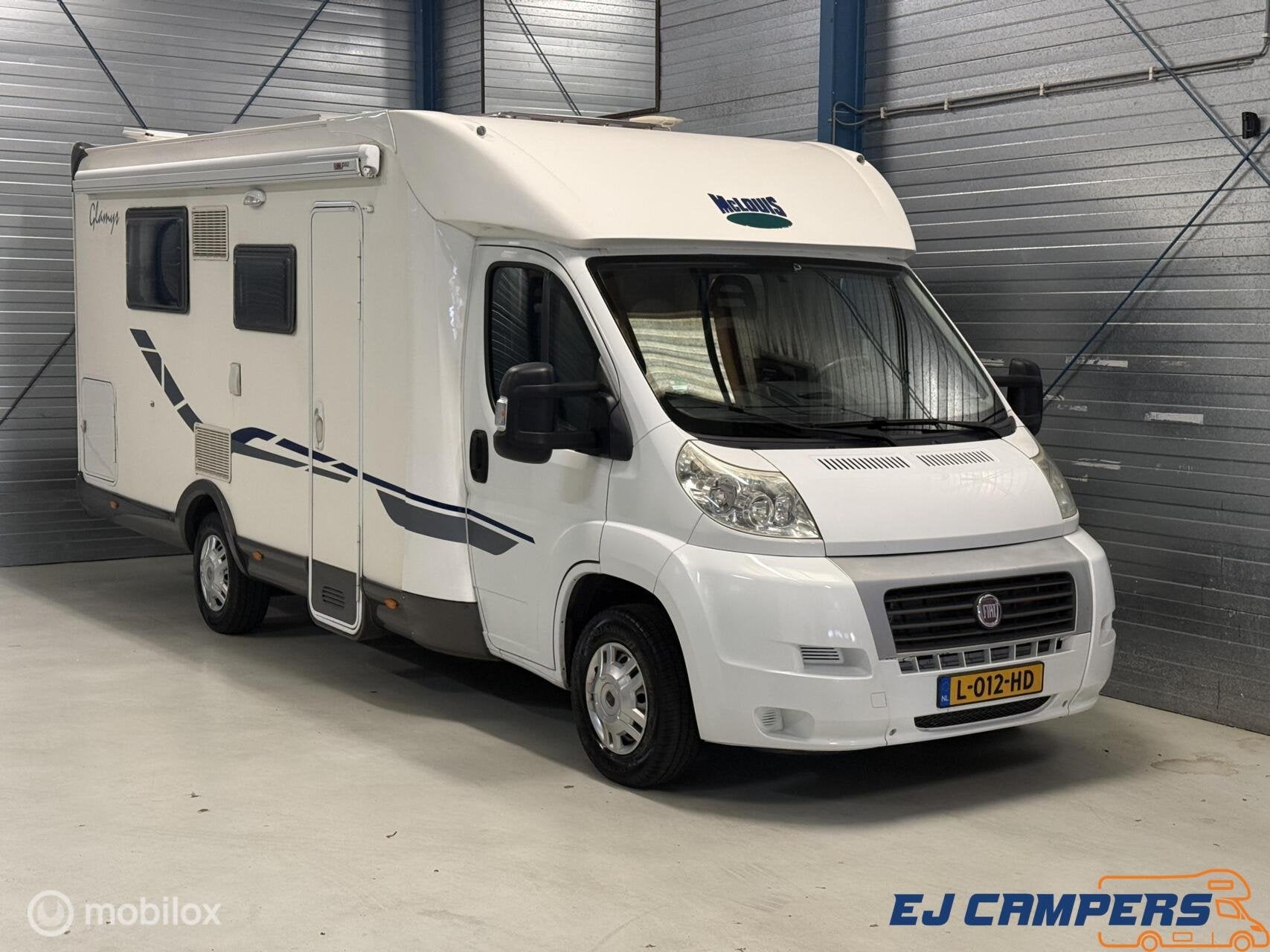 Fiat McLouis Queensbed Eilandbed, Ringverwarming, Bedrijf, Watertank (Afval), Luifel