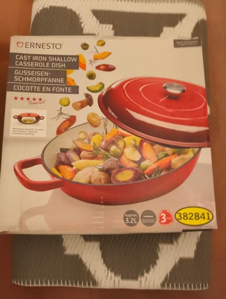 Ernesto Gietijzeren Braadpan - Rood, 3.2L, Huis en Inrichting, Keuken | Potten en Pannen, Ophalen, Gietijzer, Nieuw, Keramische plaat