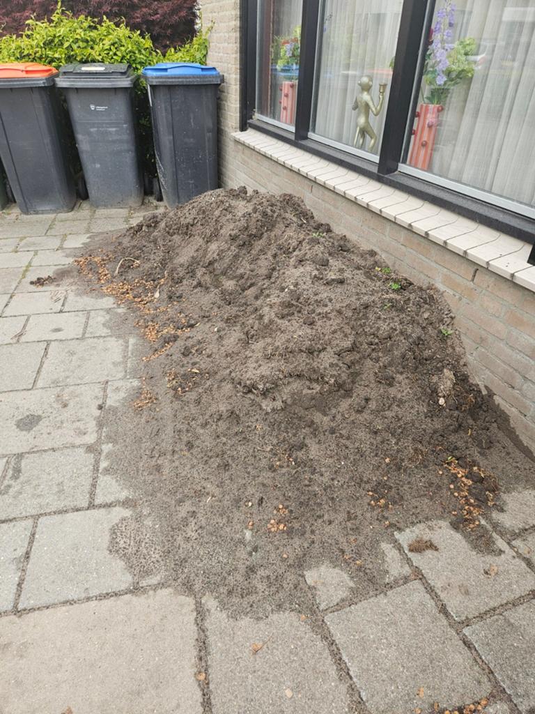 Tuinaarde 0,5m3, Ophalen, Gebruikt, Overige typen