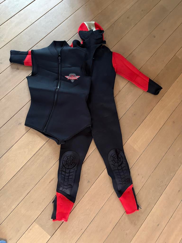 4 Seizoenen Camaro Duikpak met Overpak - Zwart/Rood, Watersport en Boten, Duiken, Ophalen of Verzenden, Gebruikt, Duikpak