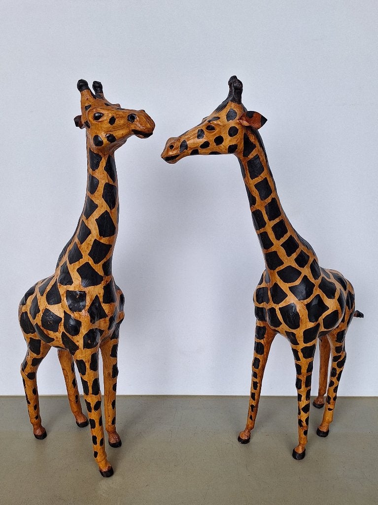 paar grote vintage leren giraffen leer omtrokken set h= 70cm, Ophalen of Verzenden, Zo goed als nieuw, Wild dier, Beeldje of Figuurtje