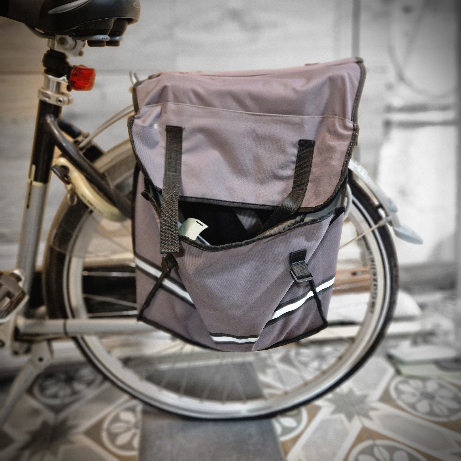 Gazelle damesfiets met fietstassen, Ophalen, Velgrem, Gazelle, 53 tot 56 cm