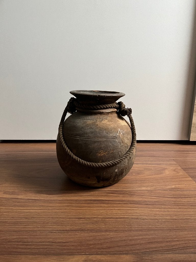 Nepalese pot nr. 4, Ophalen of Verzenden