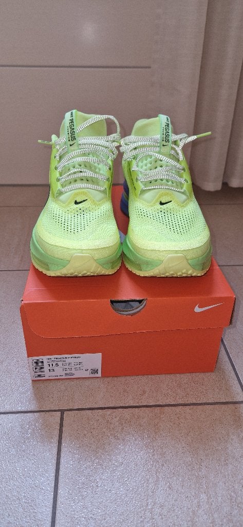 Nike Pegasus Premium maat 45.5 1x gedragen!!, Sport en Fitness, Loopsport en Atletiek, Ophalen of Verzenden, Zo goed als nieuw