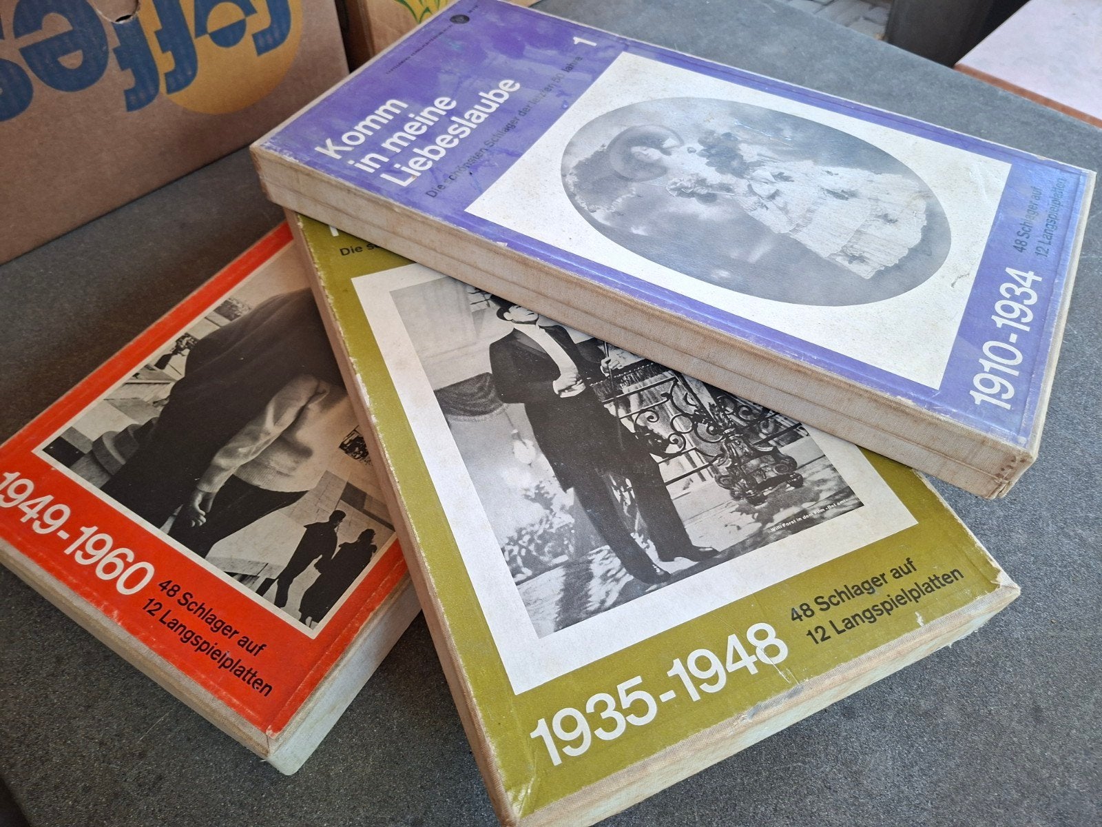 VERZAMELING: 36 Platen in 3 Albums (1910-1960) Duitsland, Cd's en Dvd's, Gebruikt, Complilatie, Overige formaten, Ophalen of Verzenden