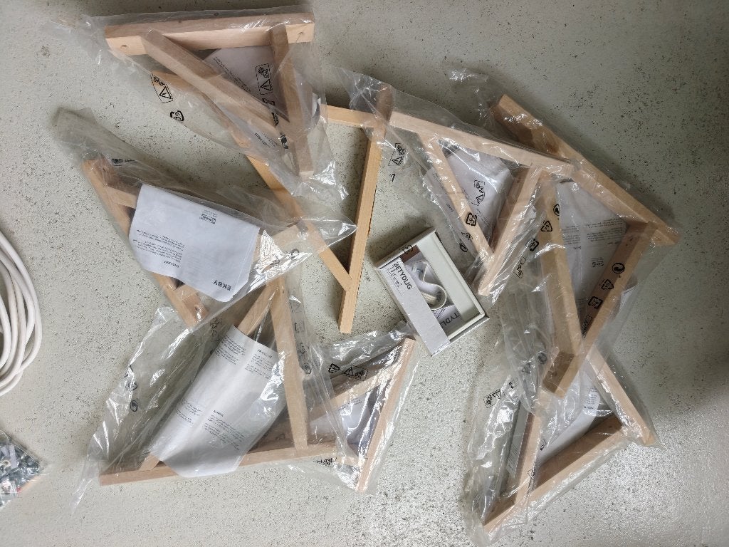 IKEA plankdragers (EKBY + BETYDLIG), Ophalen, Nieuw