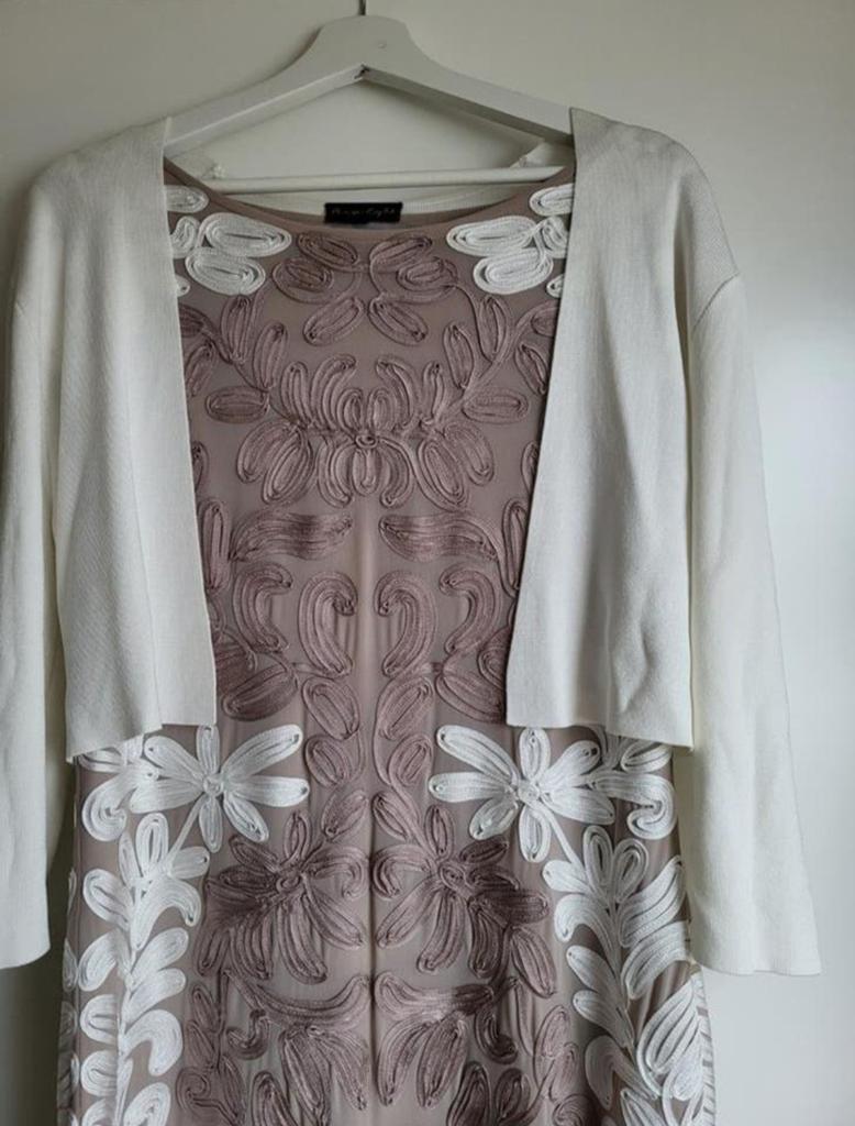 Phase Eight openvallend vestje ivoor mt 42/44, Ophalen of Verzenden, Zo goed als nieuw, Maat 42/44 (L), Beige