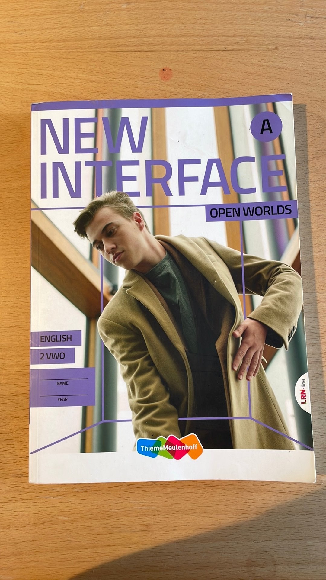 New interface leerboek vwo2 boek A, Boeken, Ophalen of Verzenden, Zo goed als nieuw, VWO, Engels