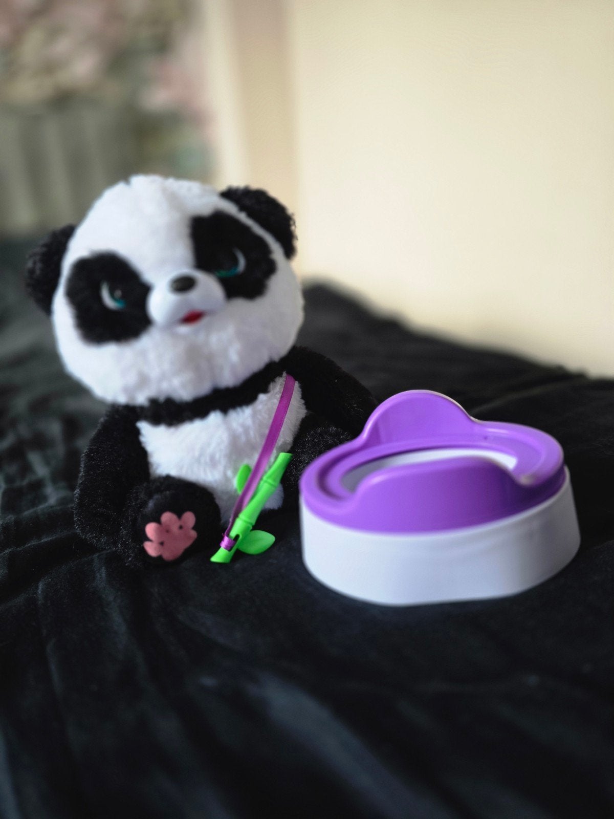 FurReal Friends Poopalots Panda met accessoires, Kinderen en Baby's, Overige merken, Overige karakters, Overige typen, Zwart