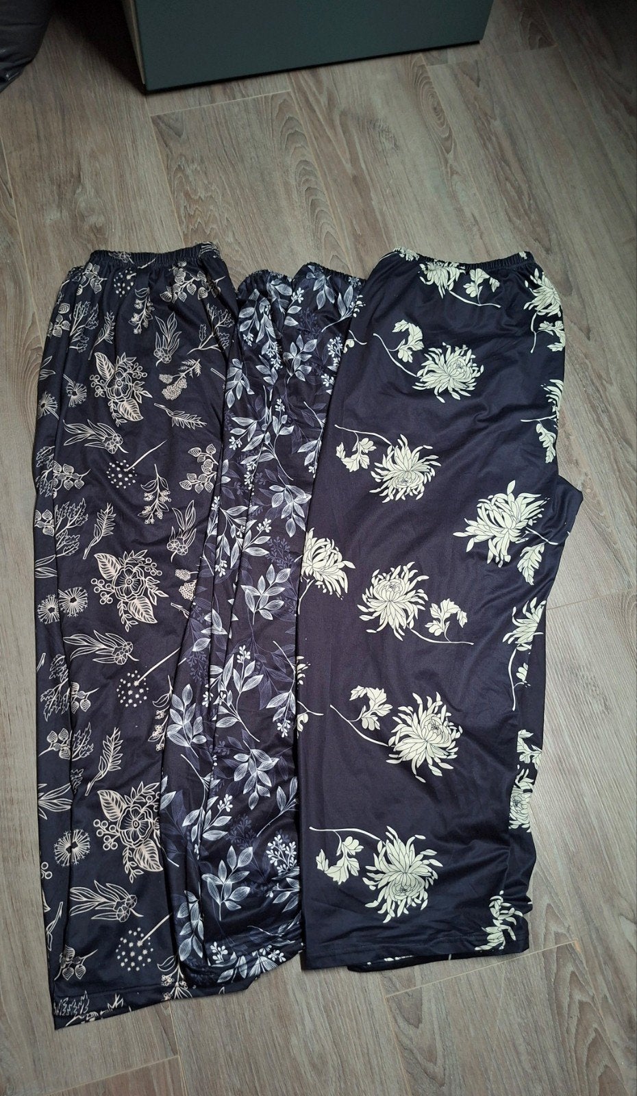 3x pyjamabroek verschillende maat 52, Kleding | Dames, Ophalen of Verzenden
