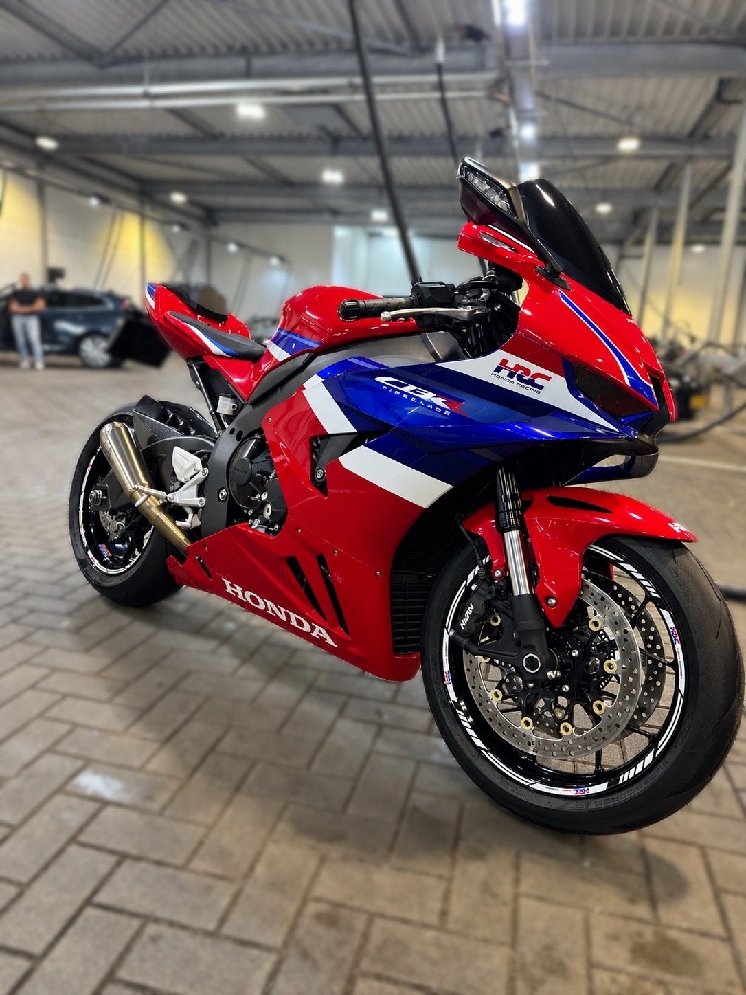 Honda CBR 1000 RR-R 2025 + Alle originele onderdelen en meer, 4 cilinders, Motorrijbewijs A, Gebruikt, Super Sport