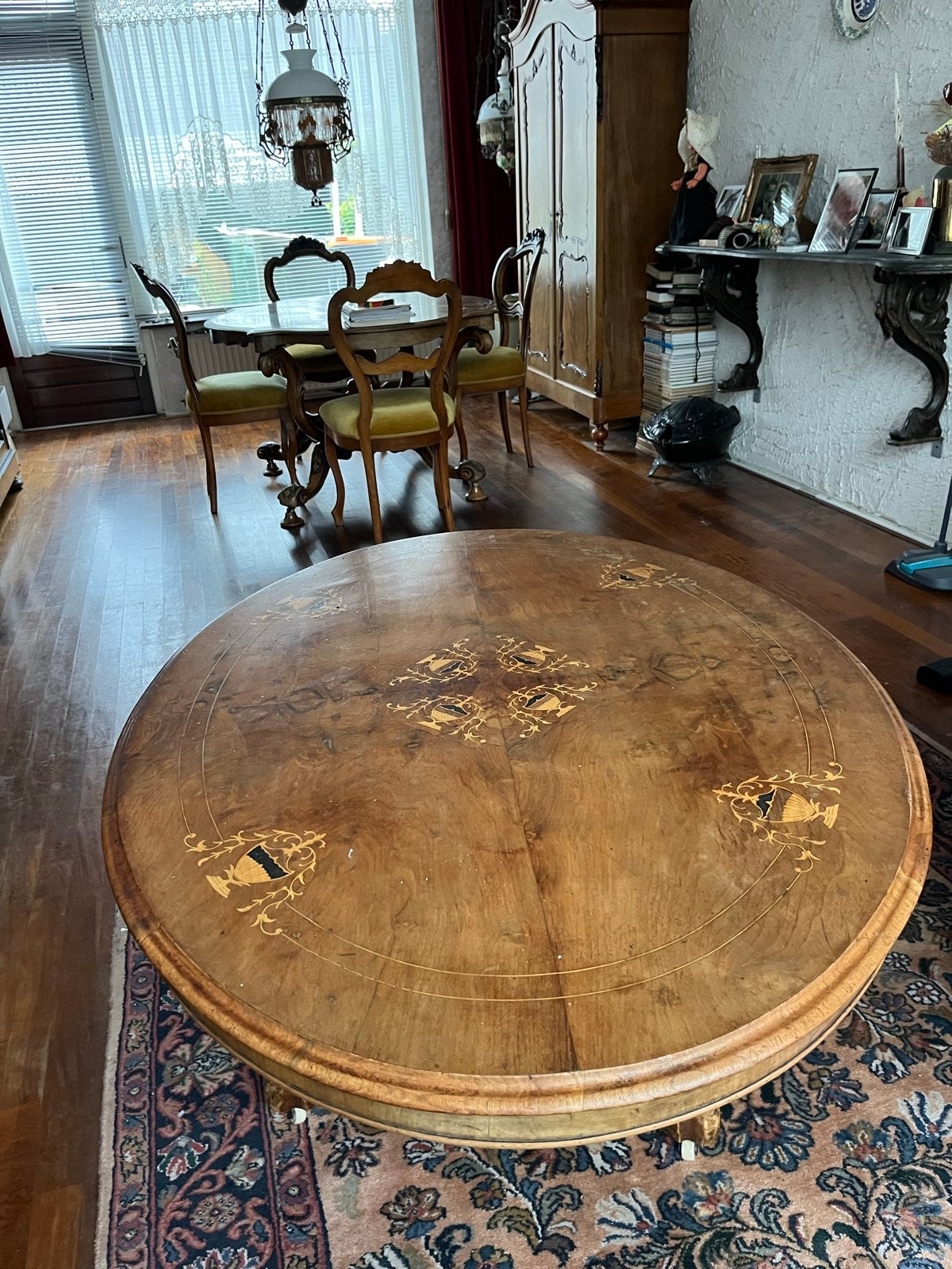 Antieke ronde Holandse Willem III salontafel met inlegwerk, Antiek en Kunst, Antiek | Meubels | Tafels, Ophalen