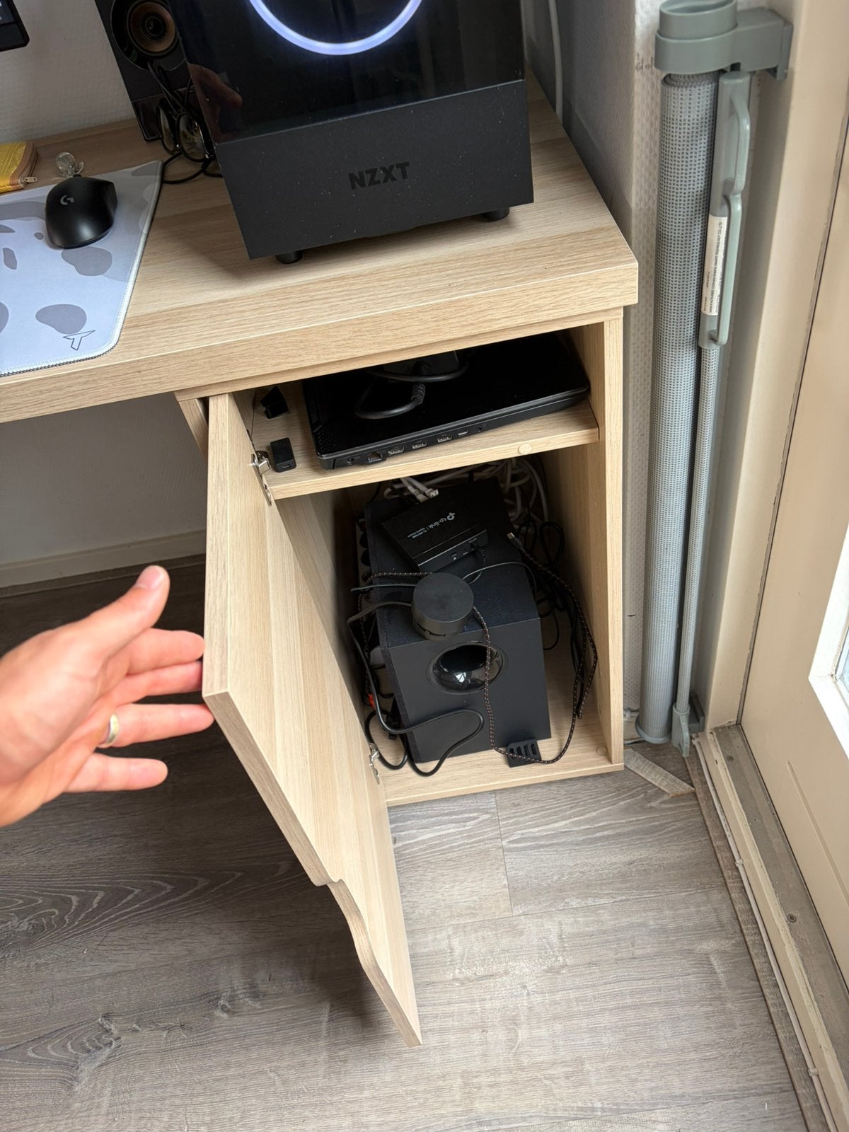 Ikea bureau eik, Huis en Inrichting, Bureaus, Ophalen, Zo goed als nieuw