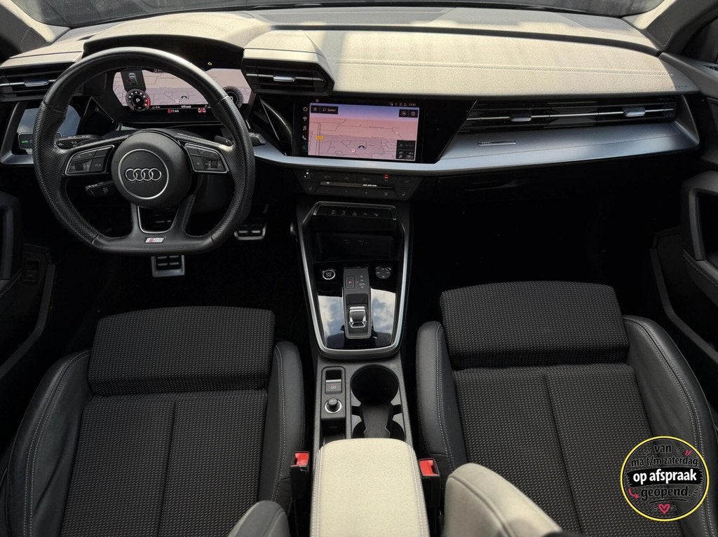 Audi A3 Sportback 35 TFSI S Line| Matrix| Automaat| 18 inch|, Auto's, Audi, 12 maanden, 4 cilinders, Bedrijf, 690 kg