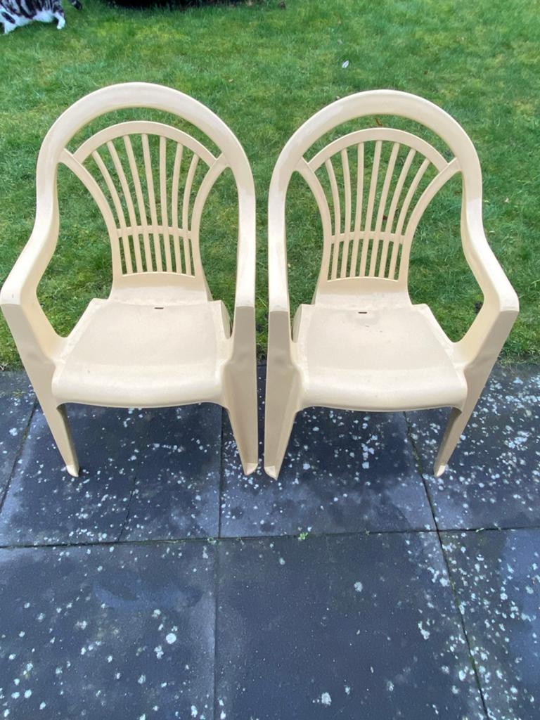 Retro tuinstoelen 2 stuks, Ophalen, Zo goed als nieuw, Kunststof