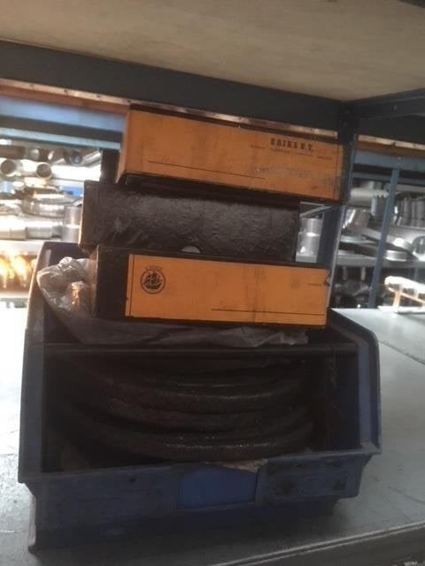 431. Pompas en spindelafdichting Eriks Hamar 628, Ophalen of Verzenden, Nieuw, Wit, Handdoek