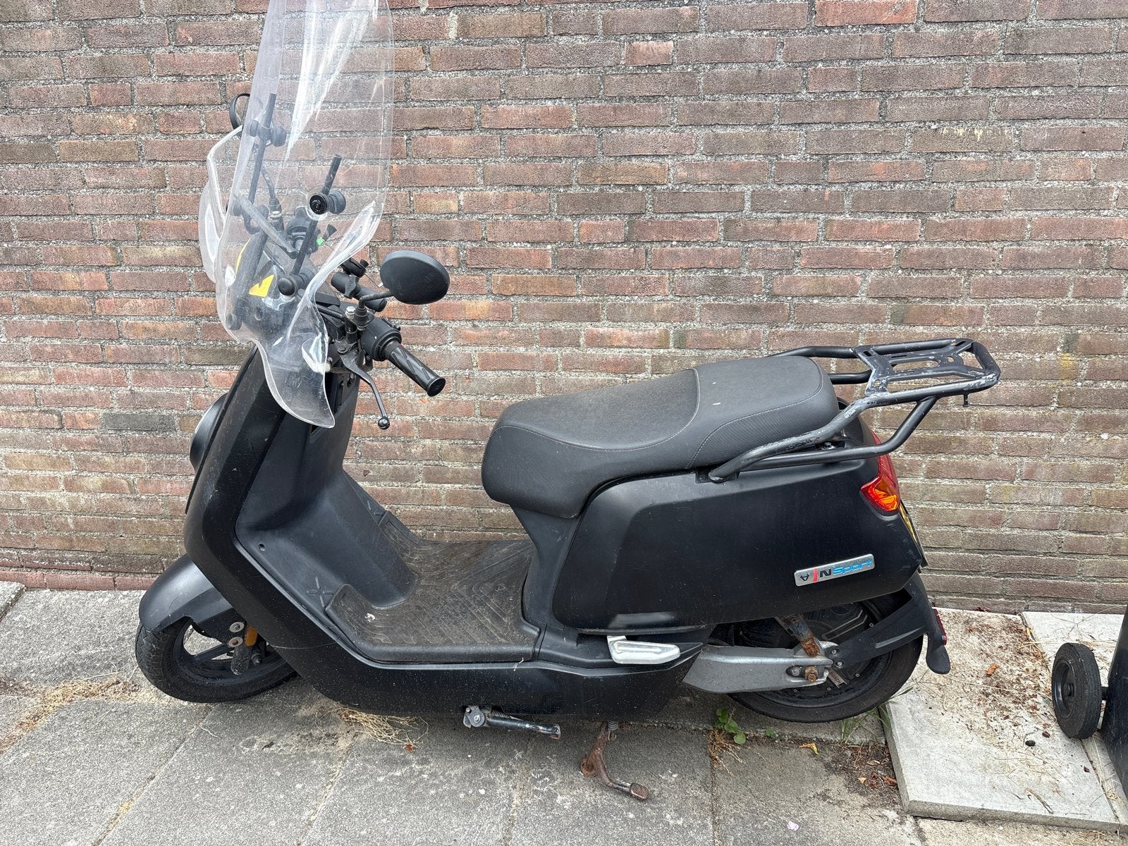 NIU Elektrische Scooter met Kleuren LCD Scherm, Fietsen en Brommers, Snorfietsen en Snorscooters, Ophalen, Gebruikt, Elektrisch