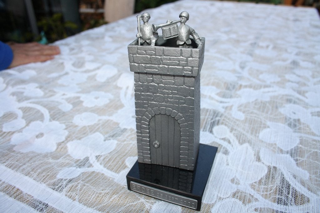 Tinnen kasteeltoren met figuren - Erdee 25 Sept 2000, Ophalen of Verzenden