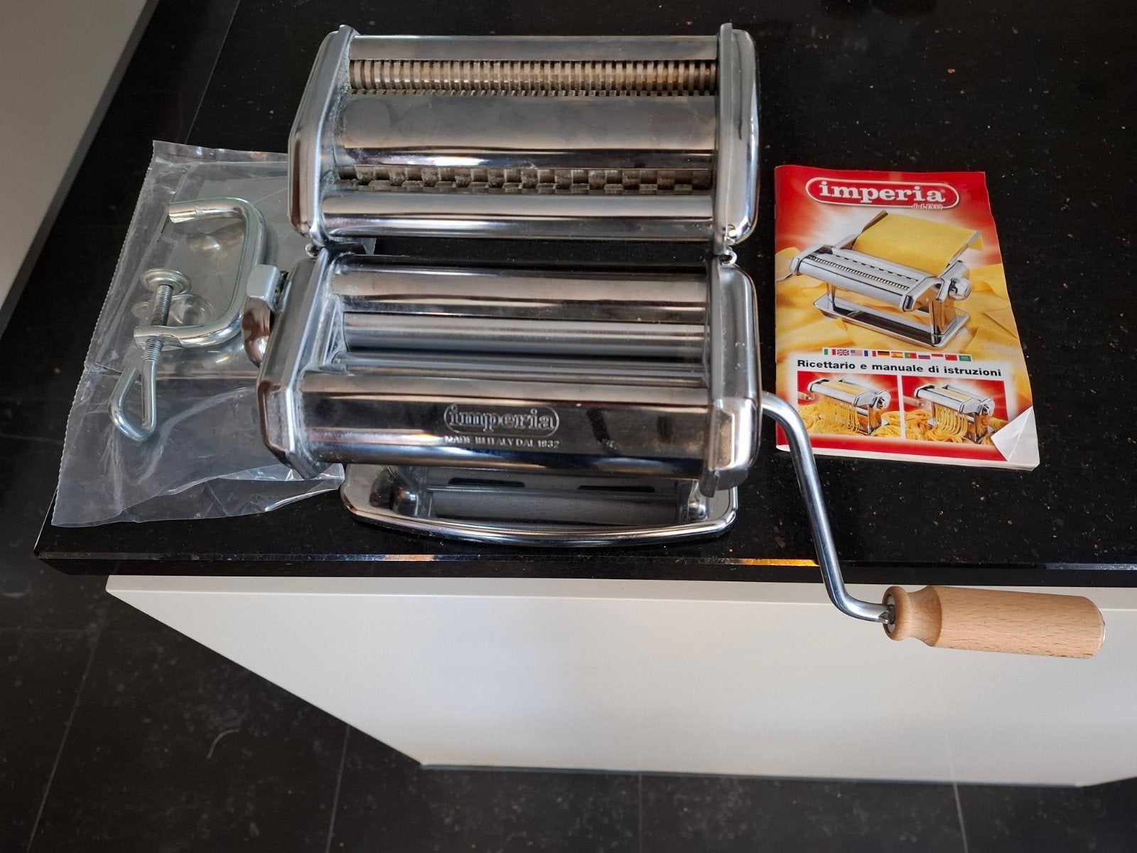 pasta machine, Ophalen, Zo goed als nieuw