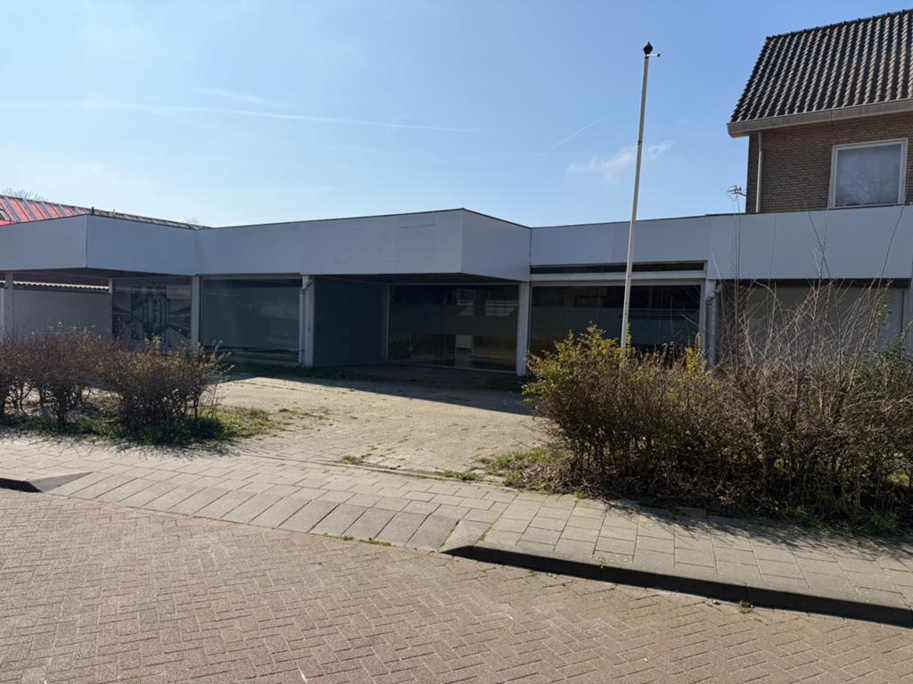 Bedrijfsruimte te Huur met Buitenterrein in Zevenbergen, 1000 m², Huur, Bedrijfsruimte