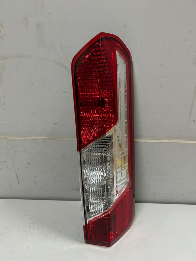 Achterlicht Ford Transit 2014+ Rechts, Ophalen of Verzenden