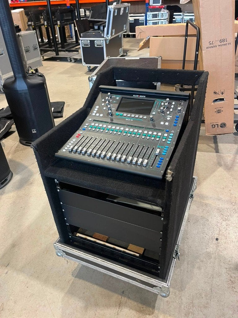 Allen & Heath SQ5 inclusief tape rack in uitstekende staat, Muziek en Instrumenten, Microfoons, Overige typen, Ophalen of Verzenden