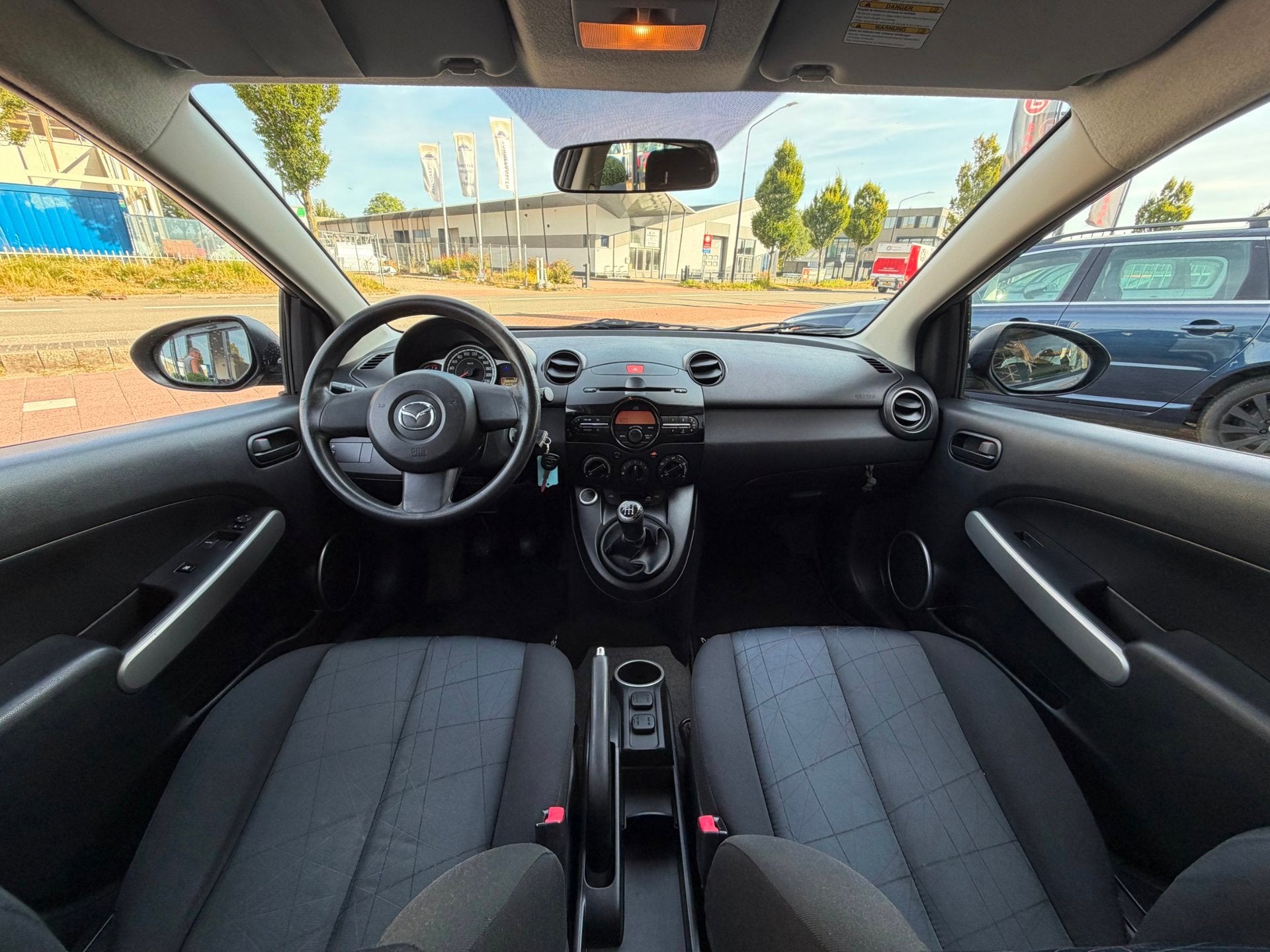 Mazda 2 1.3 Cool Airco|Elektr pak|LPG G3|DealerOH|1e Eigenaa, Auto's, Voorwielaandrijving, Euro 5, Stof, Gebruikt