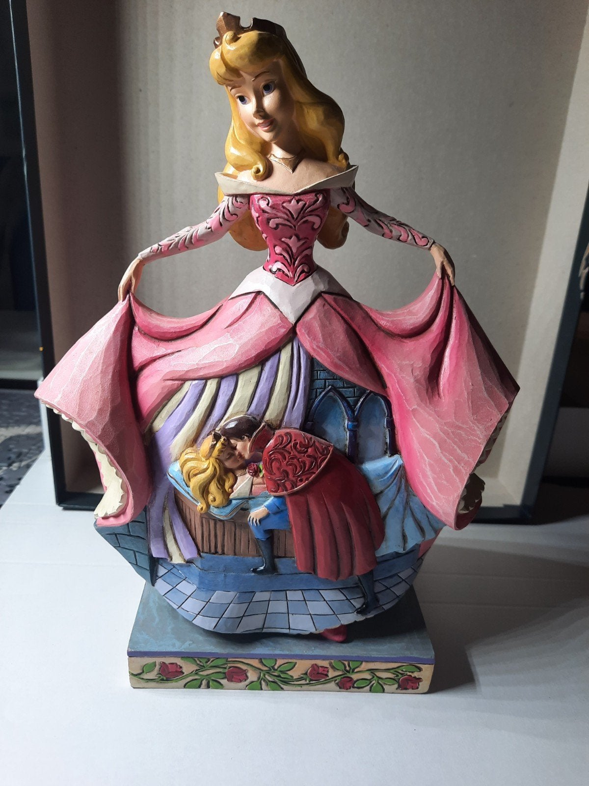 Disney traditions Aurora "True Love's Kiss", Ophalen, Sneeuwwitje of Doornroosje, Zo goed als nieuw, Beeldje of Figuurtje