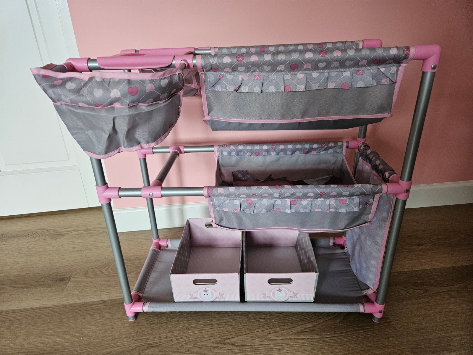 Poppenbedje met opbergruimte en accessoires, Ophalen of Verzenden, Gebruikt, Babypop