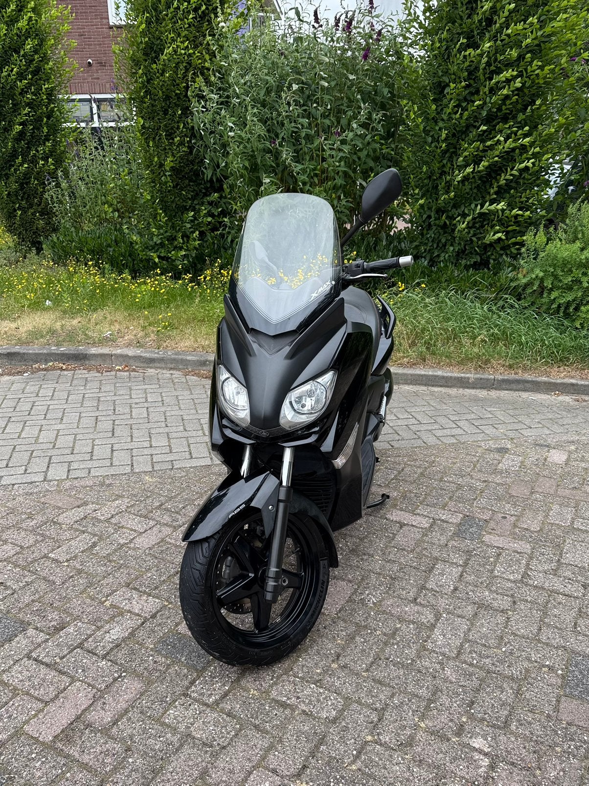 Yamaha XMAX 250R Motorscooter Zwart, 250 cc, Overige modellen, Ophalen of Verzenden, Zo goed als nieuw