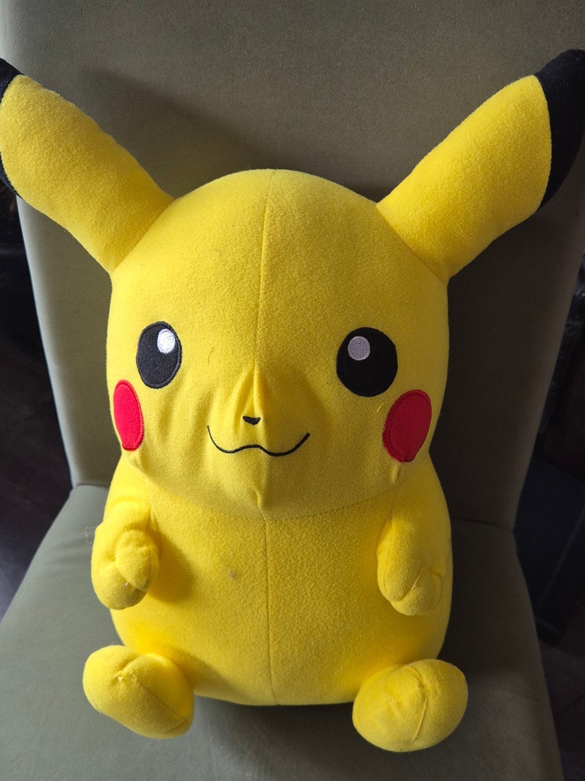 Grote Pikachu Knuffel - Zo goed als nieuw, Geel, Overige typen, Ophalen of Verzenden, Middelgroot (20 tot 80 cm)