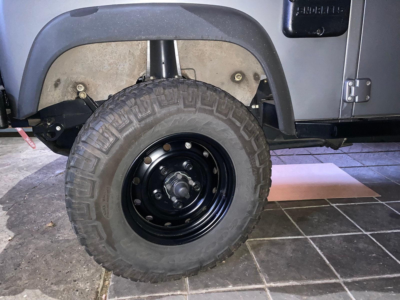 Land Rover Defender Wolf velgen met banden, Ophalen, Land Rover