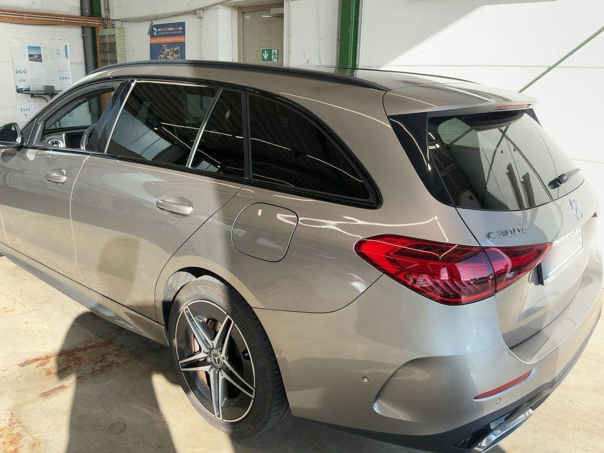 Mercedes-Benz C-klasse 300 e AMG Line Pano|Dealer onderh|Tre, Auto's, Automaat, Achterwielaandrijving, Gebruikt, 4 cilinders