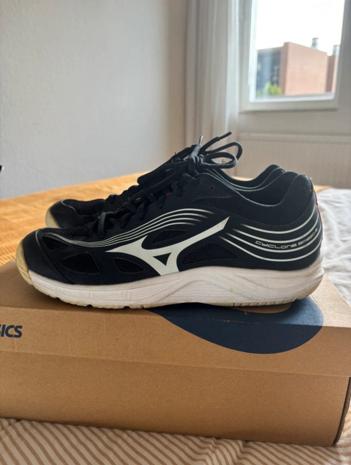 Mizuno Sportschoenen Maat 41, Sport en Fitness, Ophalen of Verzenden, Zo goed als nieuw, Overige typen, Overige merken